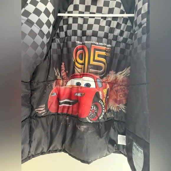 Disney Pixar Cars Lightening McQueen Puffer Jacket Coat Boys SZ 8 Full Zip Warm - Picture 5 of 8